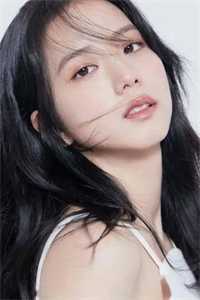 爆萌团宠：我给反派当女儿